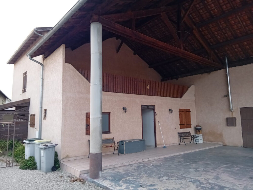 Charmante maison de village à rénover - 108 m2 sur COLOMBIER-SAUGNIEU
