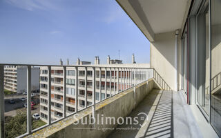  Appartement  vendre 4 pices 82 m