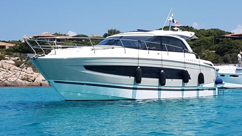 Bateaux &agrave; moteur Vedette - Yacht - Offshore 2017 occasion Frejus 83600