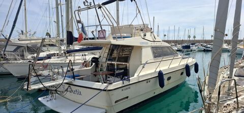 Bateaux &agrave; moteur Vedette - Yacht - Offshore 1984 occasion Frejus 83600