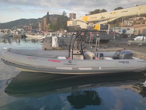 Bateaux &agrave; moteur Pneumatique - Semi-rigide 2003 occasion Frejus 83600