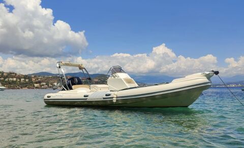 Bateaux &agrave; moteur Pneumatique - Semi-rigide 2017 occasion Frejus 83600