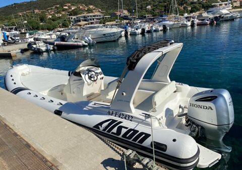 Bateaux à moteur Pneumatique - Semi-rigide 2016 occasion Frejus 83600