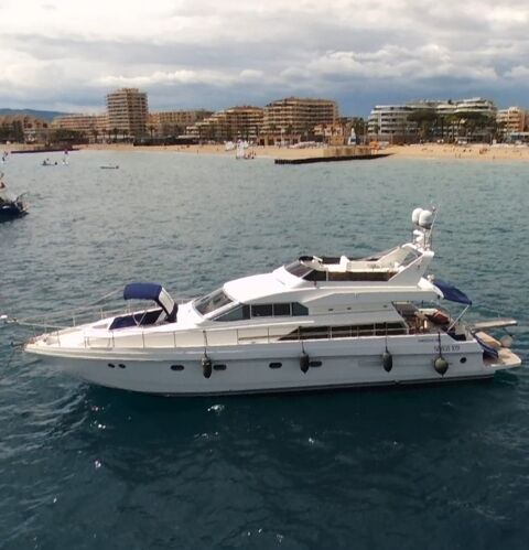 Bateaux &agrave; moteur Vedette - Yacht - Offshore 1992 occasion Frejus 83600