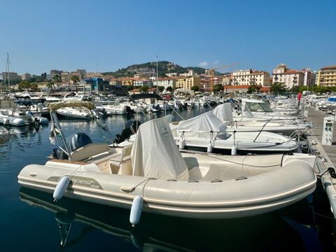 Bateaux &agrave; moteur Pneumatique - Semi-rigide 2012 occasion Frejus 83600