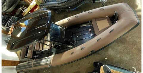 Bateaux &agrave; moteur Pneumatique - Semi-rigide 2022 occasion Frejus 83600