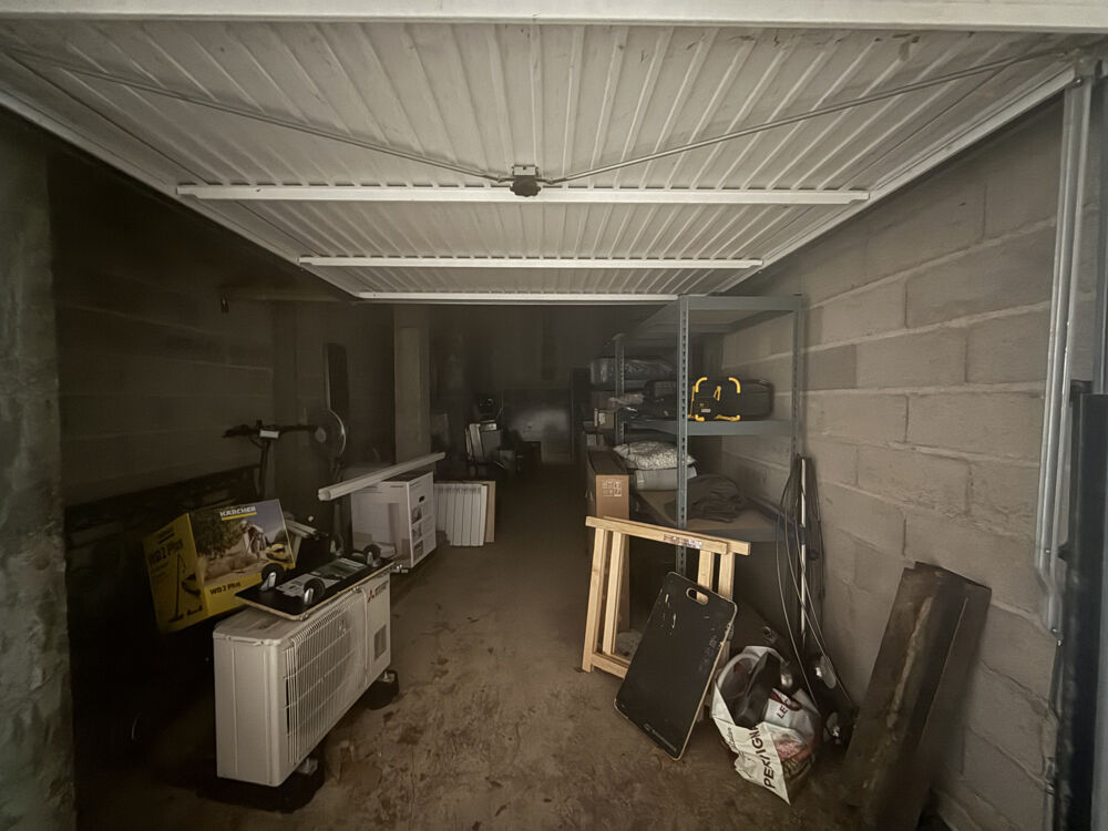 Vente Parking/Garage GARAGE / BOX d'environ 30 m2 - ARGELES-SUR-MER 66700 Argeles sur mer