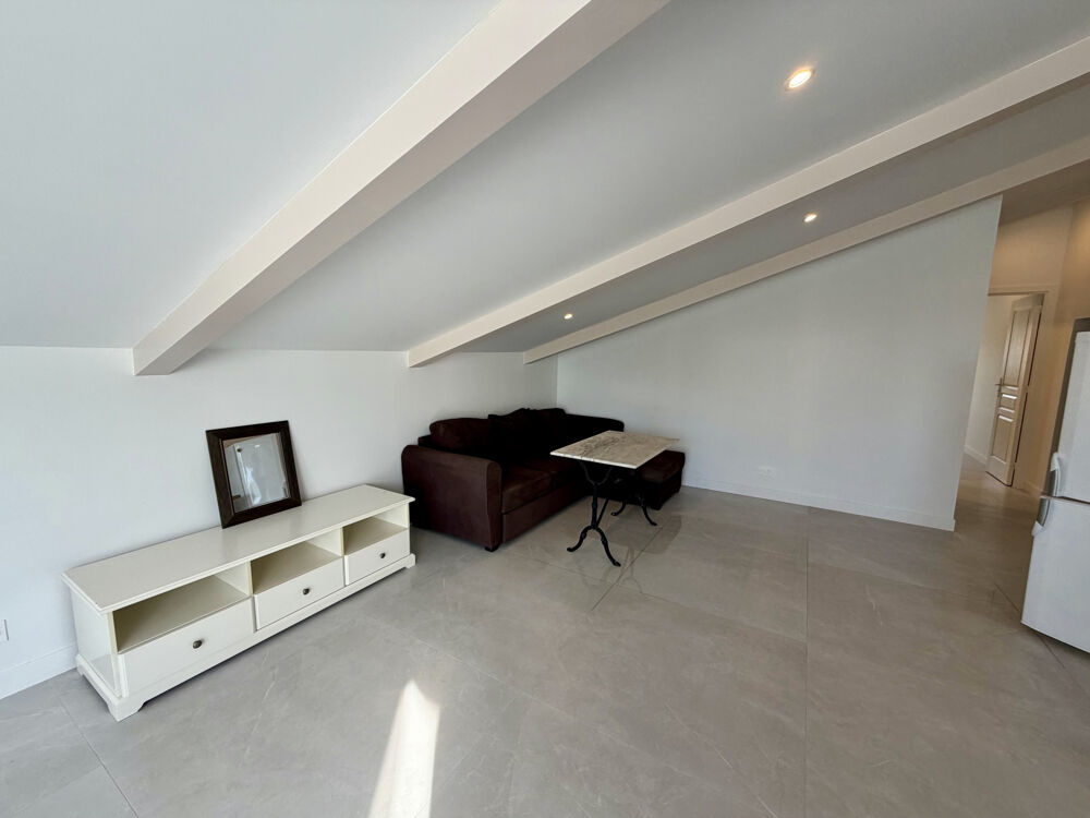 Location Appartement T4 Meubl� � l'ann�e Sor�de enti�rement r�nov� Sorede