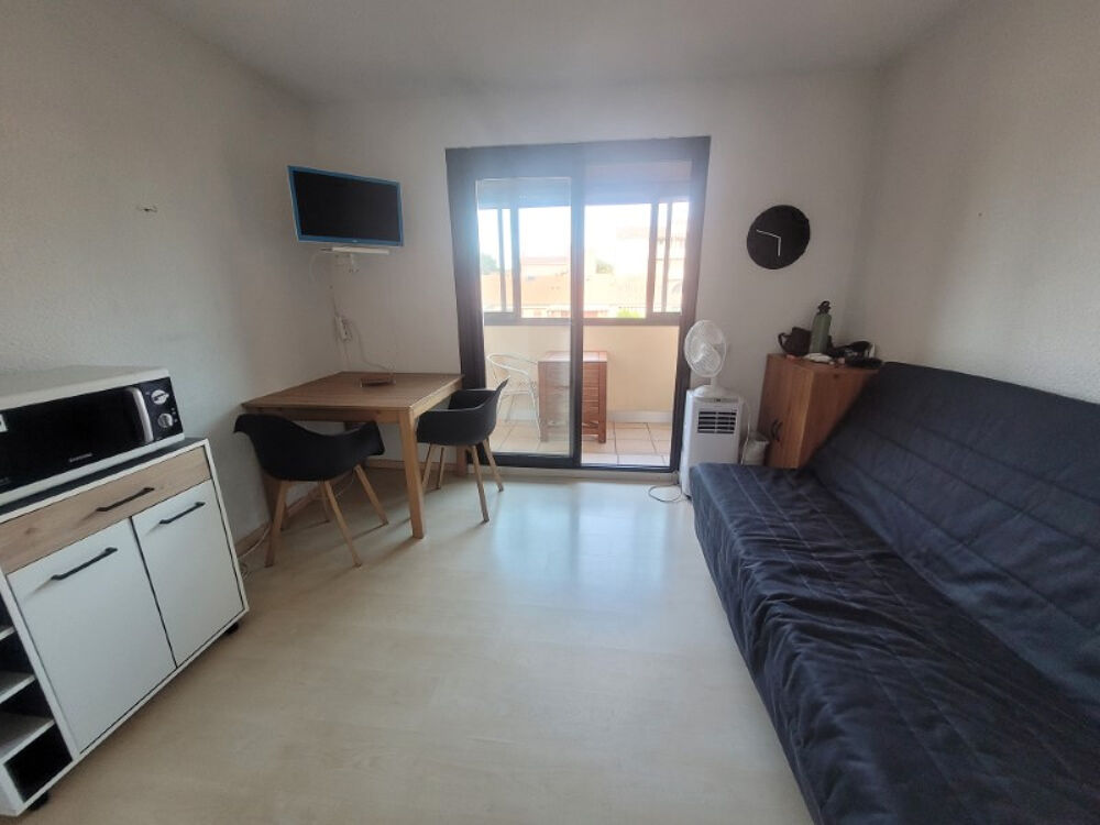 Résidence fermée avec Piscine Le Clos Catalan Studio Cabine 22,40m2 parking. proche Centre Plage.