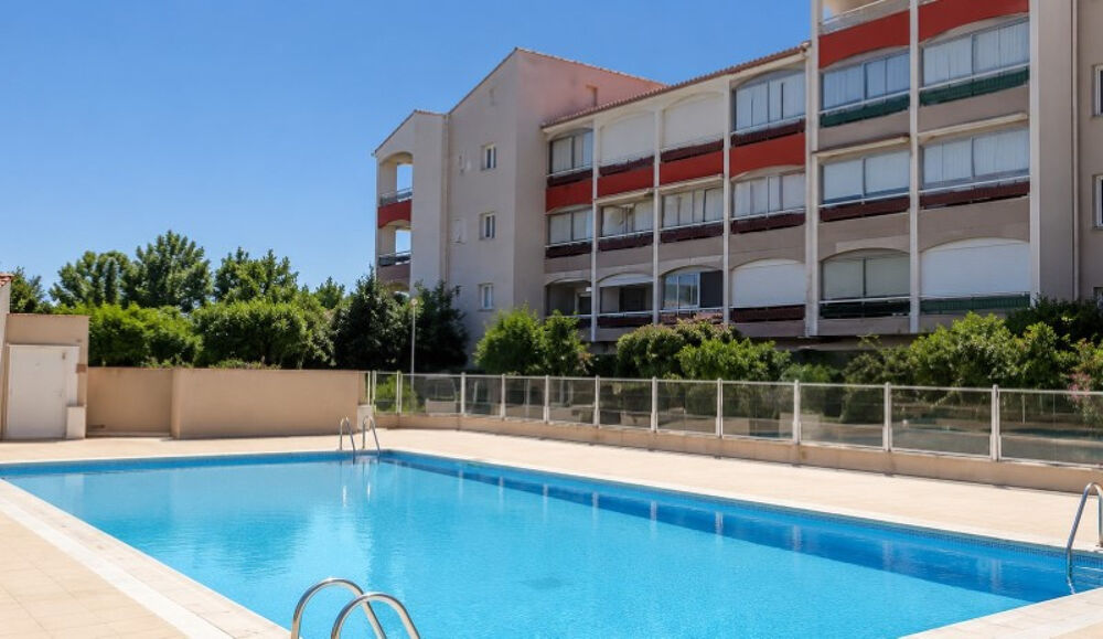 Argelès Plage Sud Résidence de Standing sécurisée avec Piscine Gardien Appartement T2 rénové 1er étage
