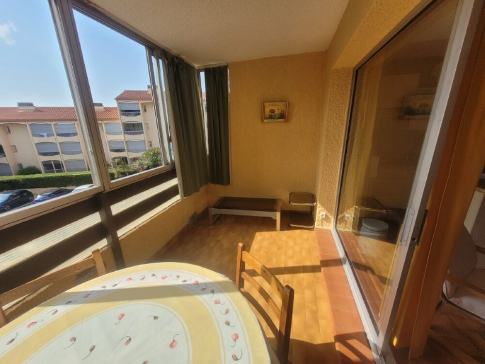 Vente Appartement Résidence avec Piscine, Ascenseur, Studio Loggia 20,08m2 Carrez Loggia Parking Argeles sur mer