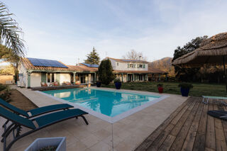  Maison � vendre 7 pi�ces 230 m�