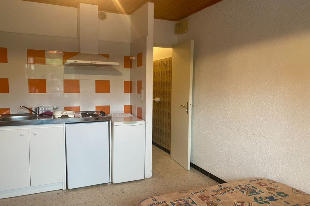 Location Appartement Studio meublé à l'année   Saint-Cyprien St cyprien