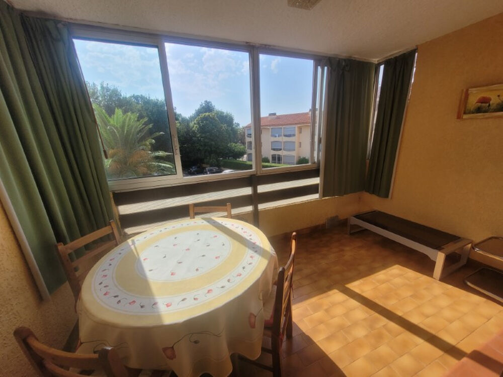 Vente Appartement Résidence avec Piscine, Ascenseur, Studio Loggia 20,08m2 Carrez Loggia Parking Argeles sur mer