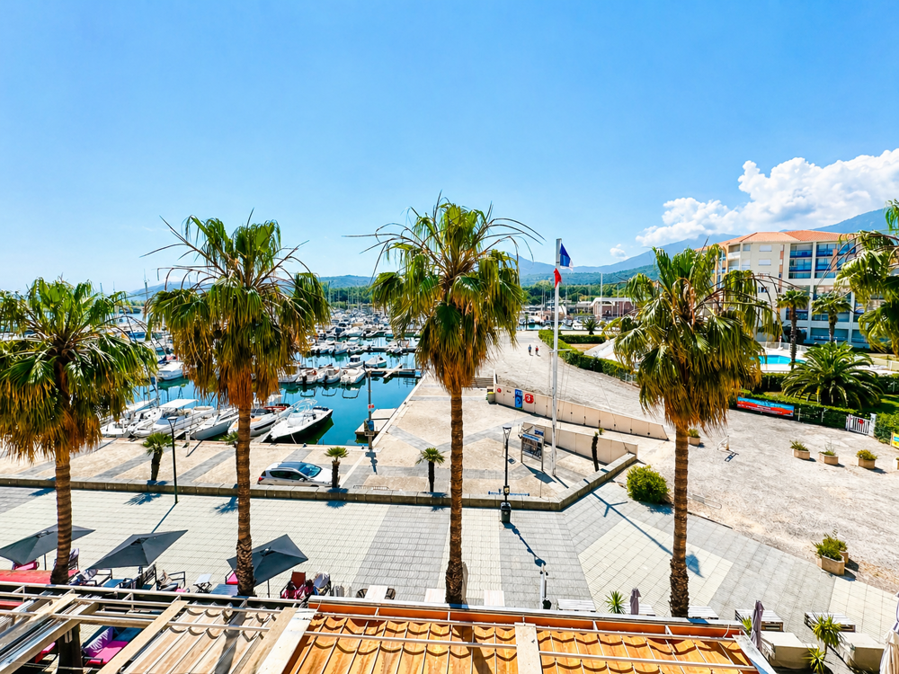 Vente Appartement Appartement T3 cabine de 62 m2   Port d'Argelès   Dernier étage avec ascenseur Argeles sur mer