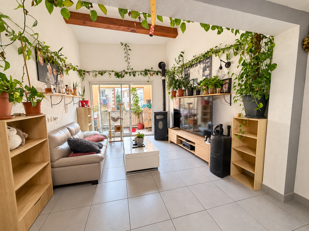 Location Maison Belle maison de village non meublé avec grand garage Palau del vidre