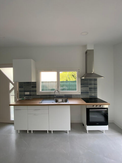   Location � l'ann�e r�nov�e   petit maison meubl�e 2 pi�ces   Sor�de Maison - 2 pi�ce(s) - 29 m�