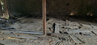  Ferme  vendre 2 pices 200 m