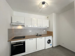  Appartement à louer 2 pièces 44 m²