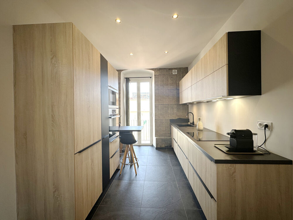 Location Appartement APPARTEMENT T3 AJACCIO CENTRE VILLE FACE PREFECTURE Ajaccio