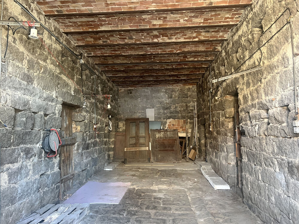 Vente Autre EXCLUSIVITÉ CAVE A TRANSFORMER EN APPARTEMENT SAINTE MARIE SICCHE Santa maria siche