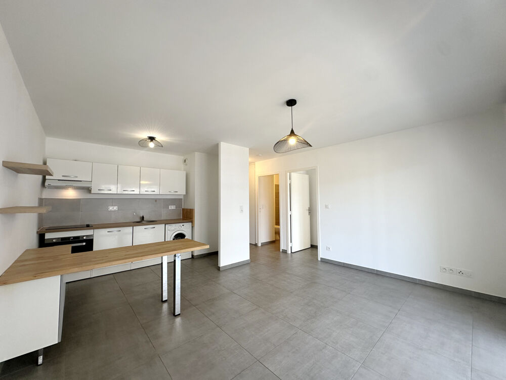 Location Appartement APPARTEMENT T2 VIDE + PKS SOUS SOL AJACCIO STILETTO Ajaccio