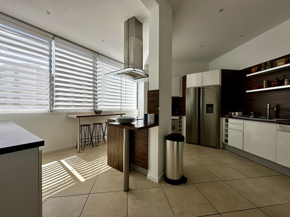 Vente Appartement Spacieux T4 de 132m2 rénové -  Résidence Empire FINOSELLO Ajaccio
