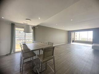  Appartement à louer 3 pièces 86 m²