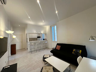  Appartement à louer 2 pièces 42 m²