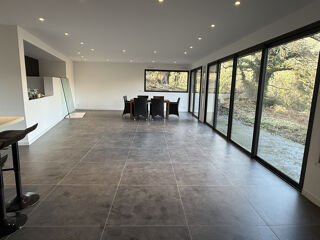  Maison � vendre 8 pi�ces 310 m�