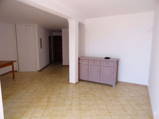  Appartement à louer 3 pièces 55 m²