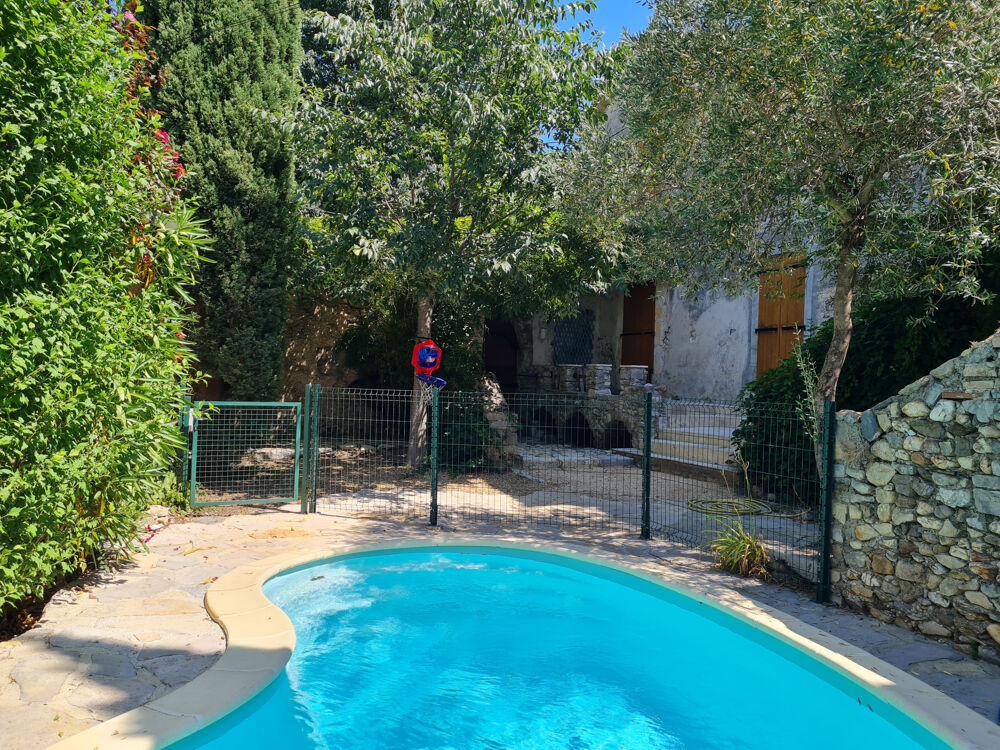 Maison de village avec piscine