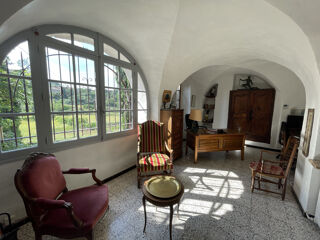  Propriété/château à vendre 11 pièces 265 m²