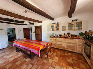  Propri�t�/ch�teau � vendre 7 pi�ces 315 m�