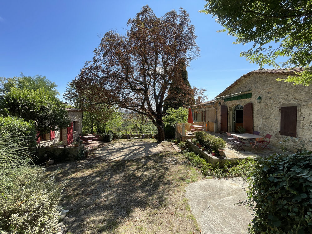 Agréable Mas de hameau sans vis à vis