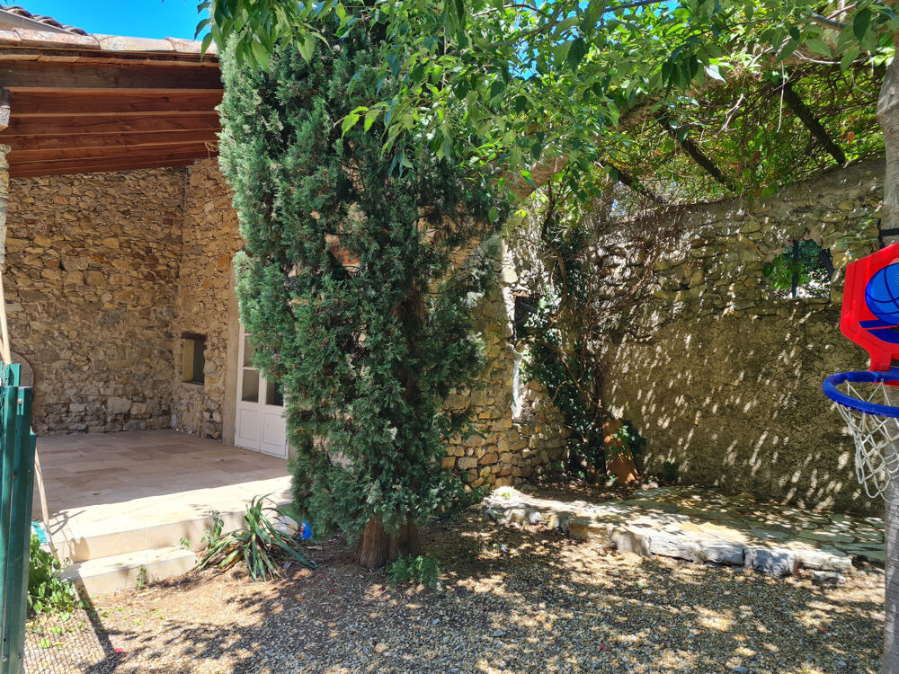 Maison de village avec piscine