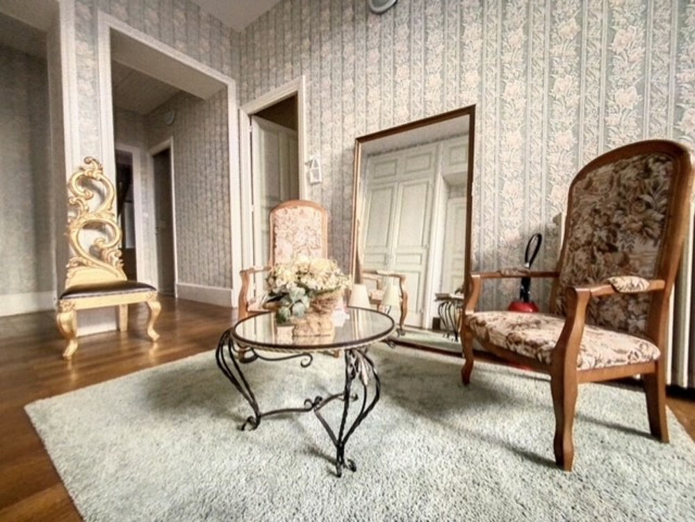  vendre  Proprit/chteau Saint-Julien-Molin-Molette (42220)