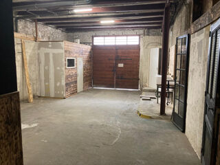  Parking / Garage  louer 91 m