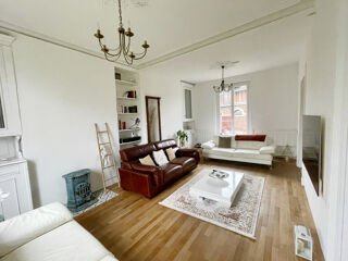  Propri�t�/ch�teau � vendre 10 pi�ces 198 m�