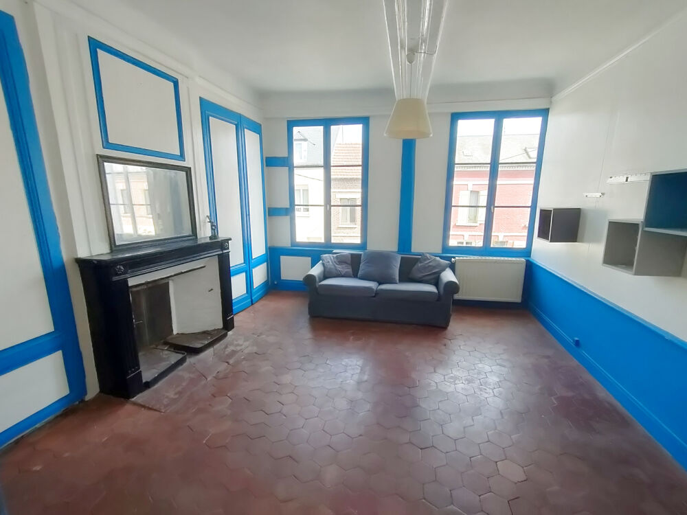 Vente Maison BEAUVAIS   Maison de ville de caractère (166 m2) aux volumes généreux, avec grange et fort potentiel de projet Beauvais