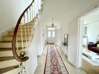  Proprit/chteau  vendre 10 pices 198 m