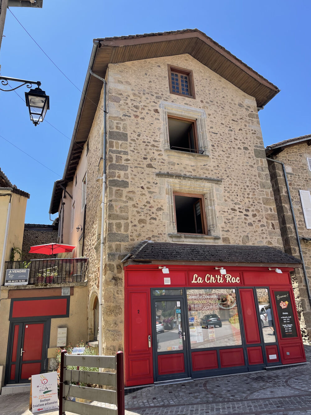 Vente Immeuble immeuble de 246 m2 - 8 pièces Rochechouart