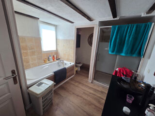  Propriété/château à vendre 7 pièces 130 m²