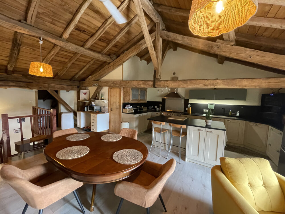 Maison de 248 m2 - 6 pièces