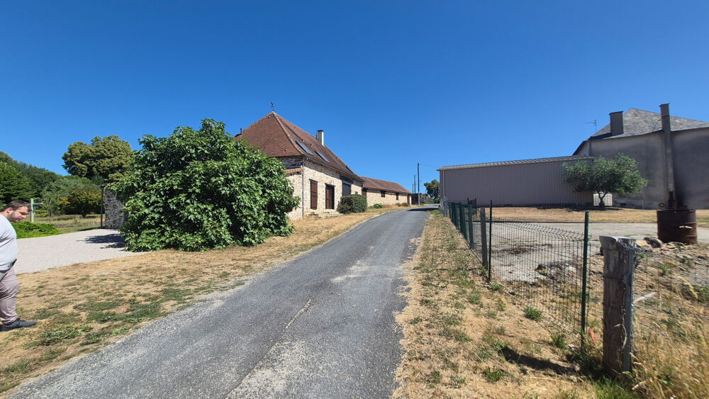 Ancienne grange de caractère rénovée avec gîte indépendant 276 m2 Entre Limoges et Brive-la-Gaillarde