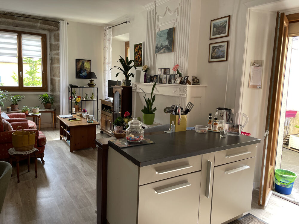 Vente Immeuble immeuble de 246 m2 - 8 pièces Rochechouart
