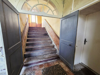  Propriété/château à vendre 8 pièces 320 m²