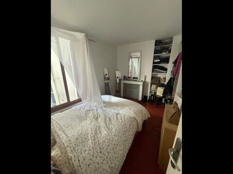 Location Appartement 950 Paris 4