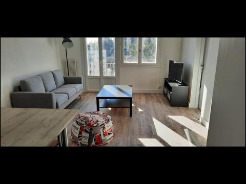 Location Appartement 400 Nmes (30000)