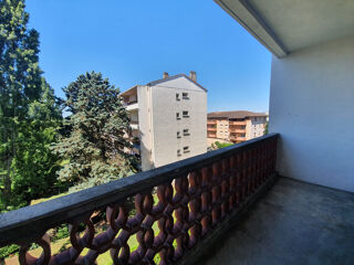  Appartement à louer 3 pièces 52 m²